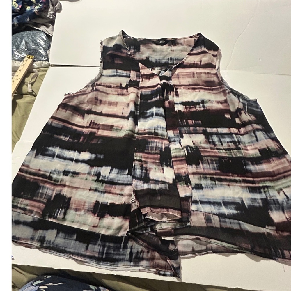 Simply Vera Vera Wang Women 2X Abstract Watercolor Sleeveless V-Neck Blouse Top